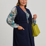 Κομψό γυναικείο γιλέκο σε μεγάλα μεγέθη - Σκούρο μπλε