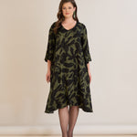 Φόρεμα σε γραμμή Α από σατινέ βισκόζη σε Πράσινο/Μαύρο χρώμα σε μεγάλα μεγέθη