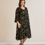 Φόρεμα σε γραμμή Α από σατινέ βισκόζη σε Πράσινο/Μαύρο χρώμα σε μεγάλα μεγέθη