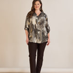 Πολύχρωμη μπλούζα με φερμουάρ και αυθεντικό σχέδιο σε μεγάλα μεγέθη