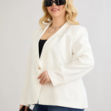 Κομψό και μοντέρνο σακάκι με φόδρα  και ένα κουμπί σε μεγάλα μεγέθη- Άσπρο