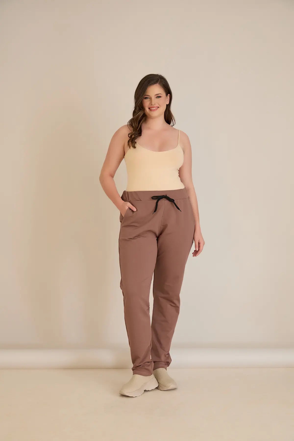 Αθλητικο παντελονι φορμα Daily σε μεγάλα μεγέθη - Μόκα