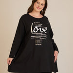 Βαμβακερή τουνίκ με ασημί στάμπα Love σε μαύρο χρώμα σε μεγάλα μεγέθη