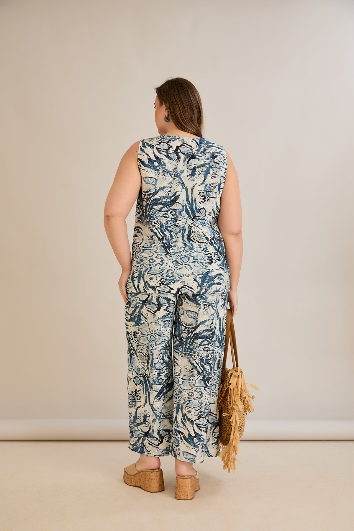 Καλοκαιρινό σετ παντελόνι και τοπ με Blue snake print σε μεγάλα μεγέθη