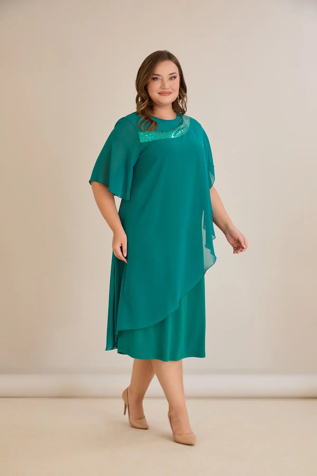 Αμπιγιέ φόρεμα από μουσελίνα και παγιέτες σε τυρκουάζ πράσινο χρώμα σε μεγάλα μεγέθη