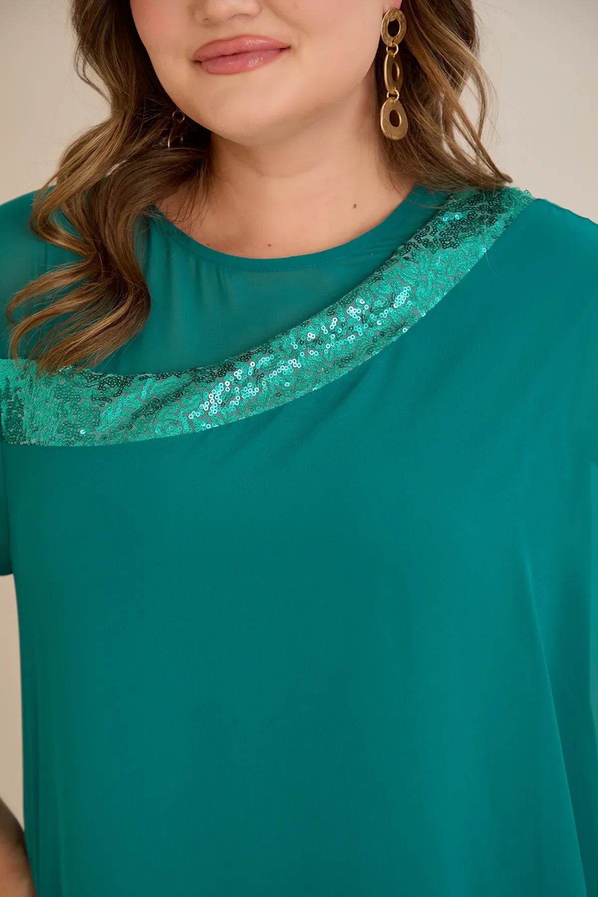 Αμπιγιέ φόρεμα από μουσελίνα και παγιέτες σε τυρκουάζ πράσινο χρώμα σε μεγάλα μεγέθη