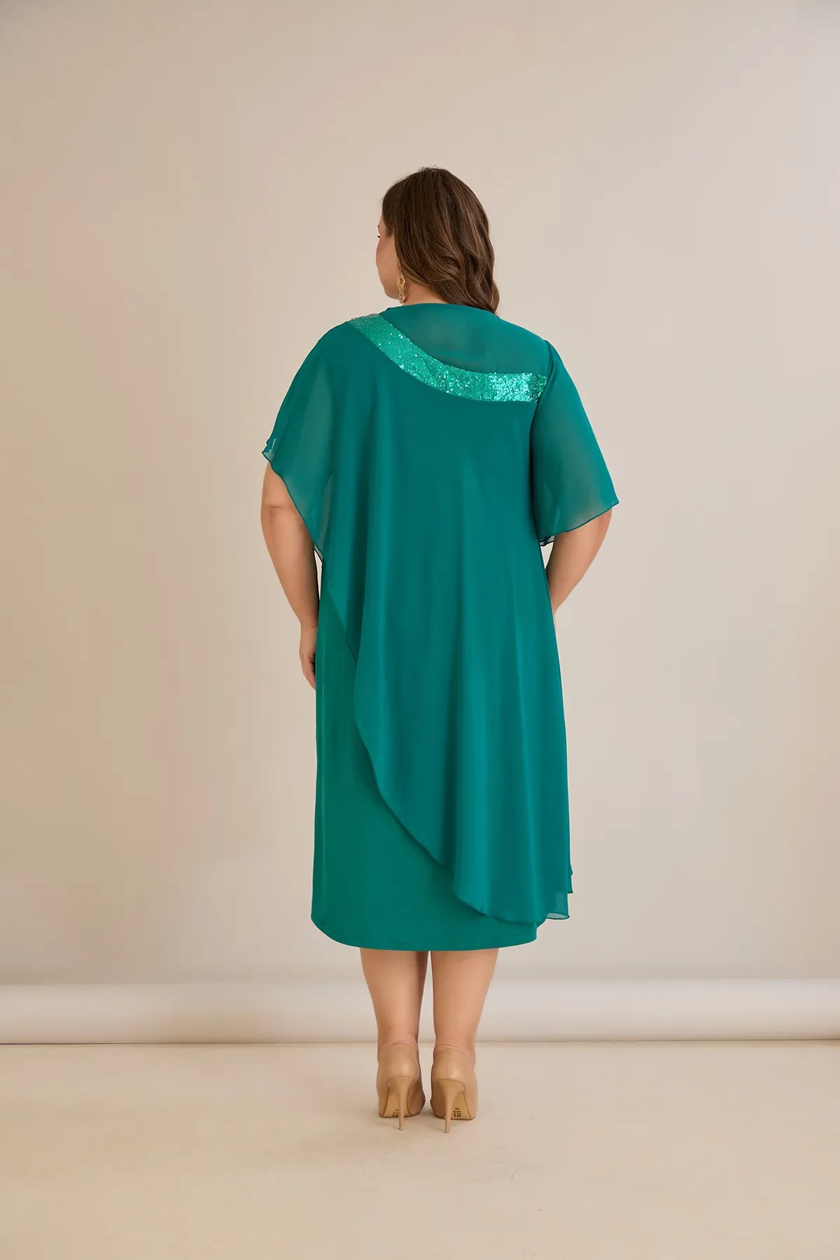 Αμπιγιέ φόρεμα από μουσελίνα και παγιέτες σε τυρκουάζ πράσινο χρώμα σε μεγάλα μεγέθη