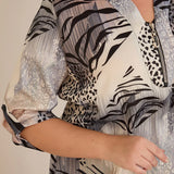 Πολύχρωμη Μπλούζα Με Φερμουάρ Και Αυθεντικό Σχέδιο Λεοπάρ Σε Μεγάλα Μεγέθη