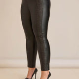 Ψηλόμεσο κολάν δερματίνης με επένδυση και εντυπωσιακή διακόσμηση με δίχτυ σε μαύρο χρώμα σε μεγάλα μεγέθη