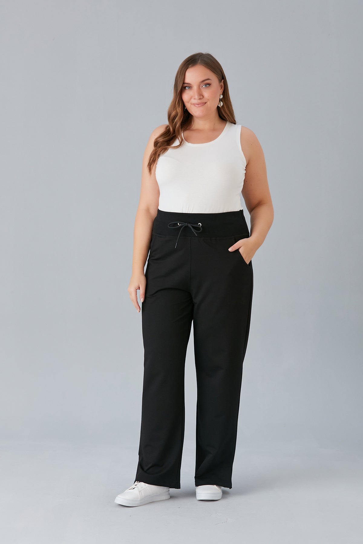 Maxi γυναικείο φαρδύ παντελόνι με σκισίματα σε μεγάλα μεγέθη-Μαύρο