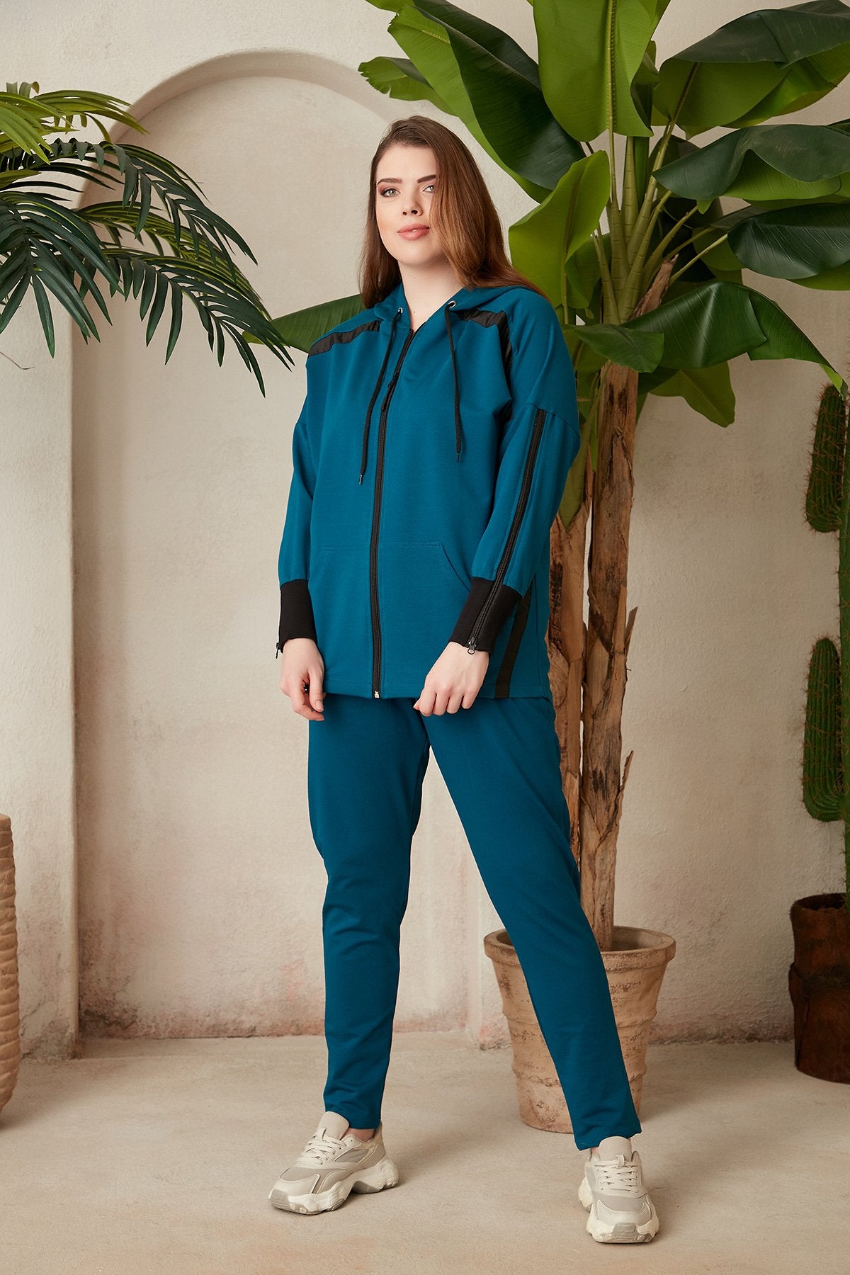 Γυναικεία αθλητική φόρμα παντελόνι "Daily" σε μεγάλα μεγέθη - Μπλε