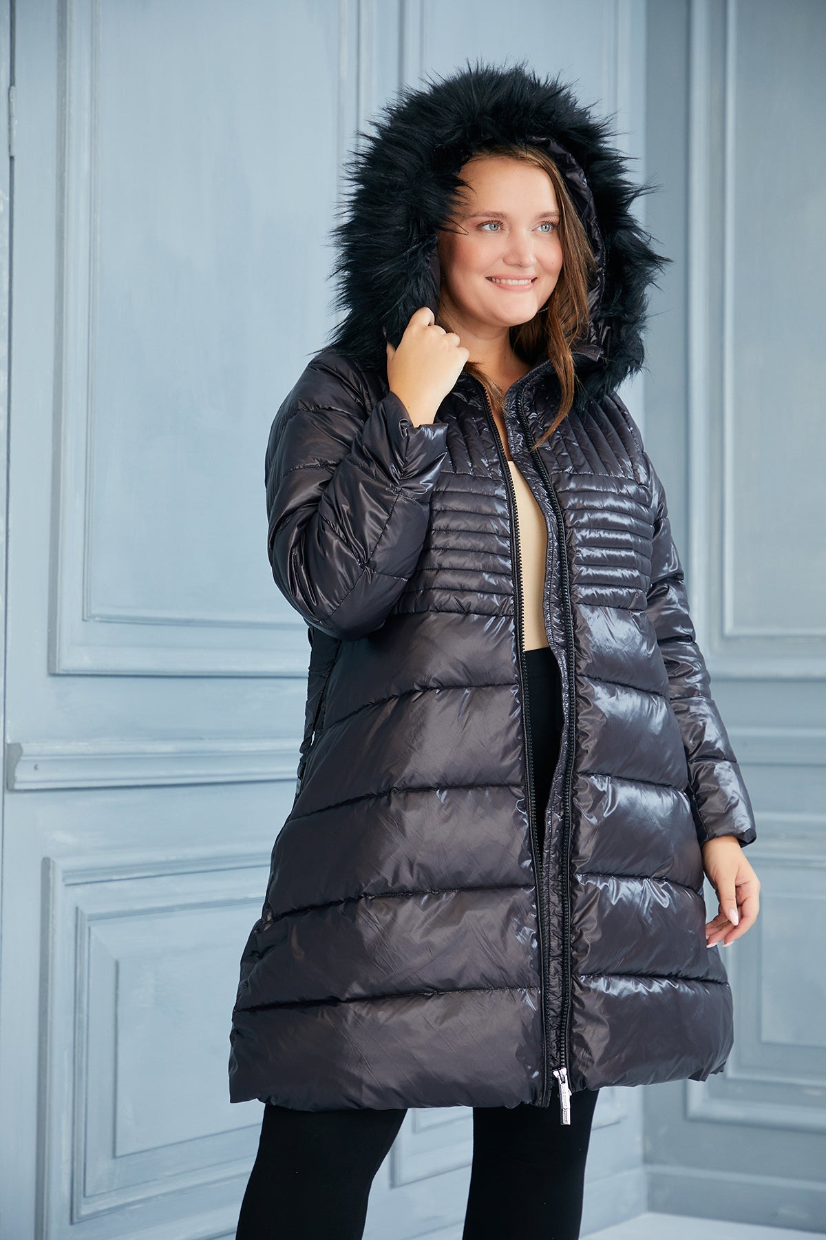 Μακρύ μπουφάν "'Χειμερινό μαργαριτάρι'' σε μεγάλα μεγέθη