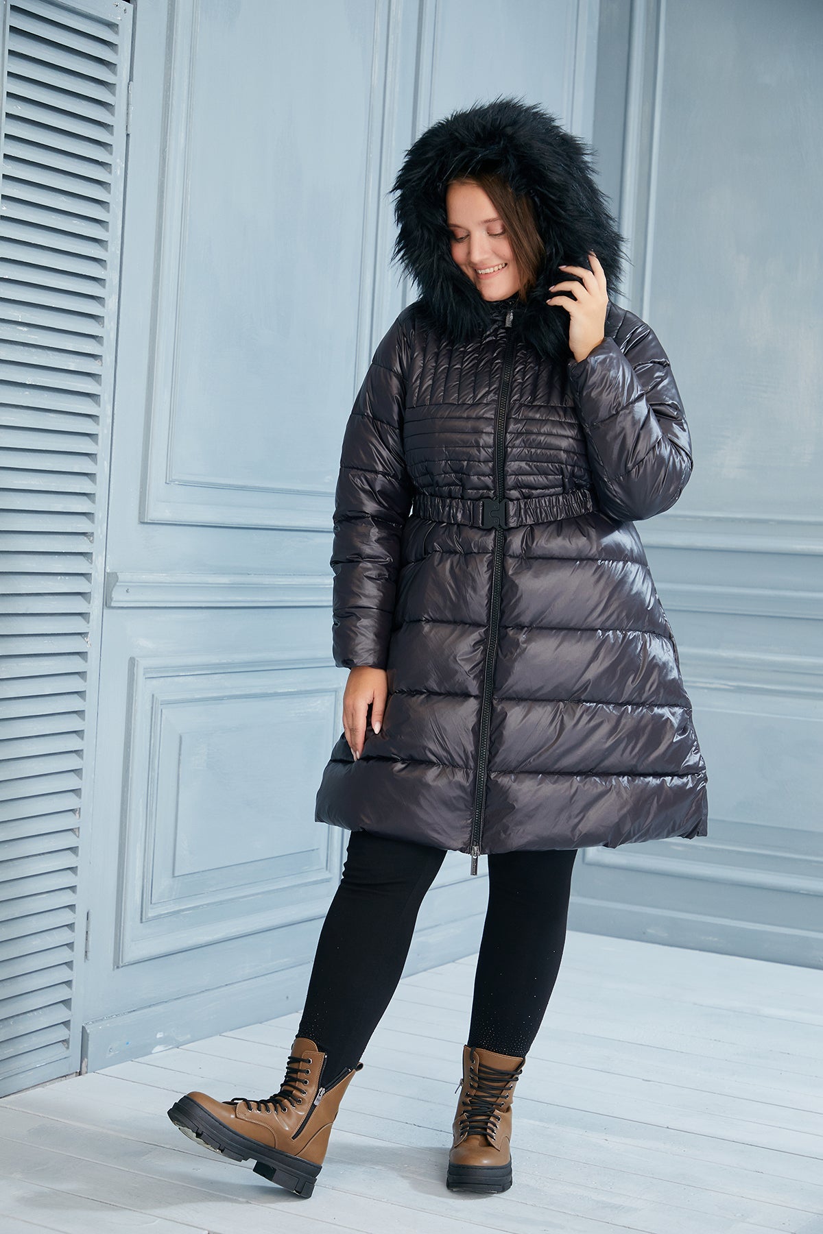 Μακρύ μπουφάν "'Χειμερινό μαργαριτάρι'' σε μεγάλα μεγέθη