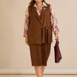 Κομψό γιλέκο με ρεβέρ και καρφίτσα – Καφέ