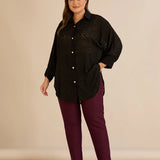 Κομψό πουκάμισο με ανάγλυφο σχέδιο