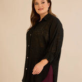 Κομψό πουκάμισο με ανάγλυφο σχέδιο