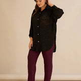 Κομψό πουκάμισο με ανάγλυφο σχέδιο