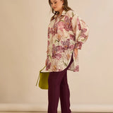 Κομψό πουκάμισο με φλοράλ σχέδιο σάπιο μήλο σε μεγάλα μεγέθη
