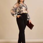 Κομψό βαμβακερό παντελόνι με κλασική γραμμή σε μαύρο χρώμα σε μεγάλα μεγέθη