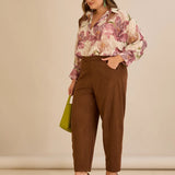 Ελαστικό παντελόνι με μοντέρνα γραμμή barrel –Καφέ