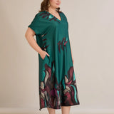 Σατινέ μάξι φόρεμα με γεωμετρικά σχέδια - πράσινο