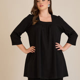 Βαμβακερή τουνίκ με σούρα και τετράγωνο ντεκολτέ σε Μαύρο χρώμα σε μεγάλα μεγέθη 