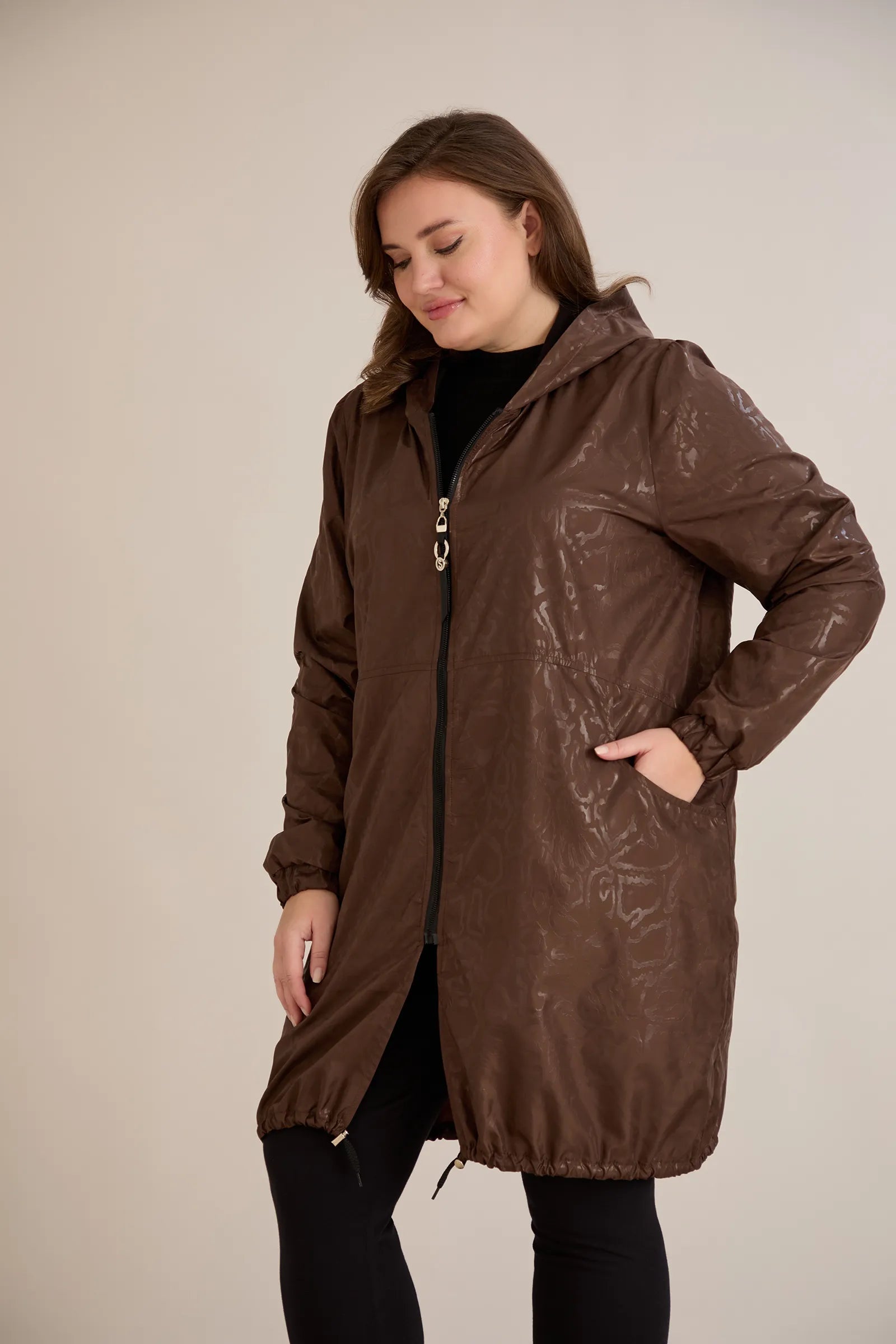 Ανοιξιάτικο παρκά με βαμβακερή και ελαστική επένδυση σε Σοκολατί χρώμα σε μεγάλα μεγέθη