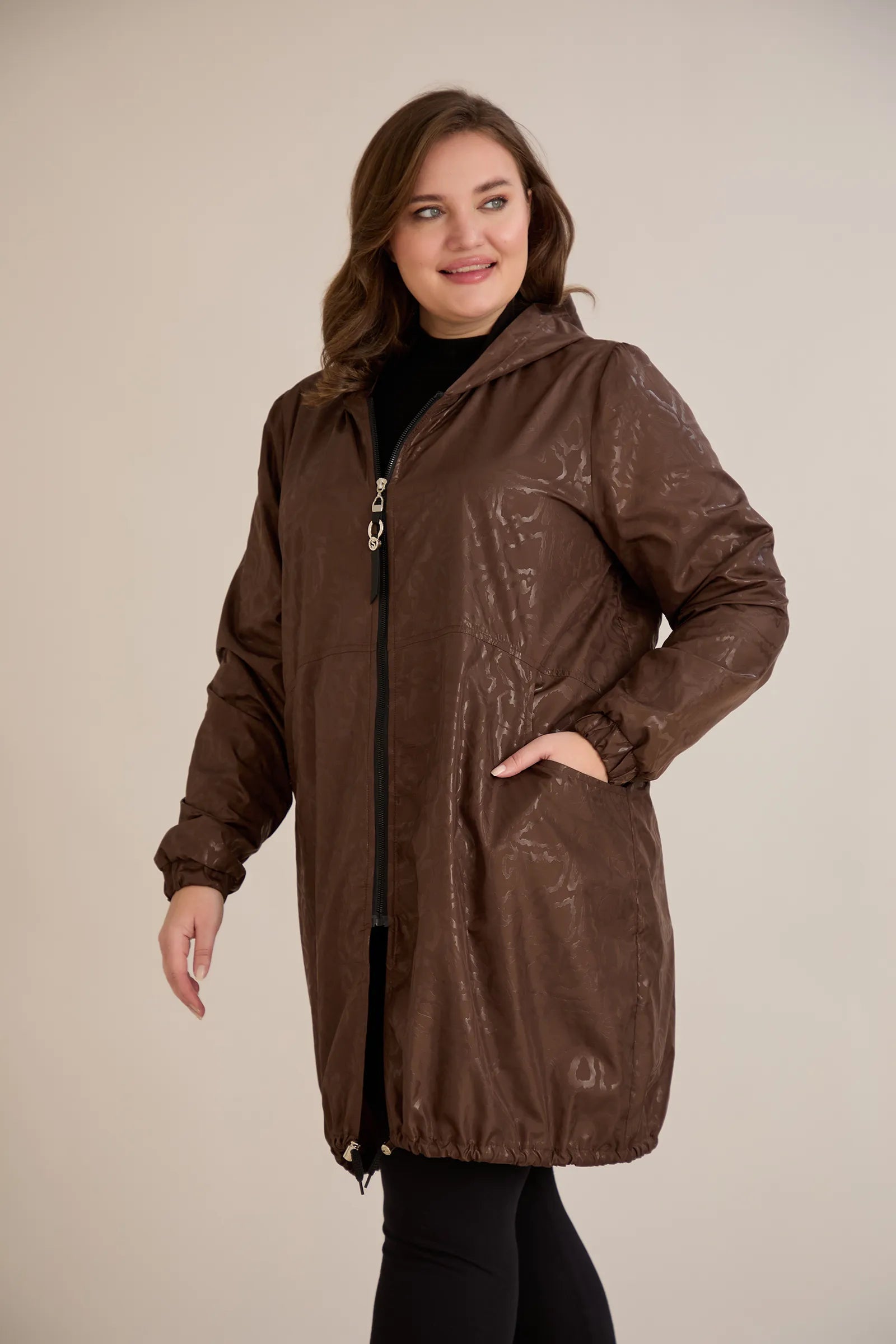 Ανοιξιάτικο παρκά με βαμβακερή και ελαστική επένδυση σε Σοκολατί χρώμα σε μεγάλα μεγέθη