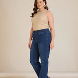 Ίσιο μοντέλο Denim τζιν Basic από λεπτό ύφασμα σε μεγάλα μεγέθη