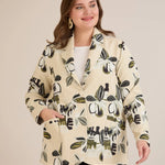 Ανοιξιάτικο σακάκι με φρέσκο μοτίβο με φύλλα σε μπεζ χρώμα σε μεγάλα μεγέθη