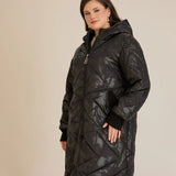 Μπουφάν καπιτονέ με κουκούλα σε Μαύρο χρώμα σε μεγάλα μεγέθη