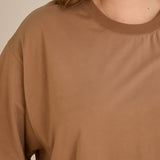 Βαμβακερή μπλούζα oversize 10355 σε χρώμα  Καπουτσίνο σε μεγάλα μεγέθη 