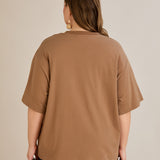 Βαμβακερή μπλούζα oversize 10355 σε χρώμα  Καπουτσίνο σε μεγάλα μεγέθη 