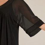 Σετ τουνίκ από μουσελίνα πολυτελείας και ελαστικό Τοπ σε μαύρο χρώμα σε μεγάλα μεγέθη