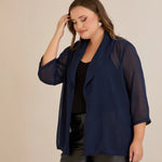 Γιορτινή κάπα από μουσελίνα σε σκούρο μπλε χρώμα σε μεγάλα μεγέθη