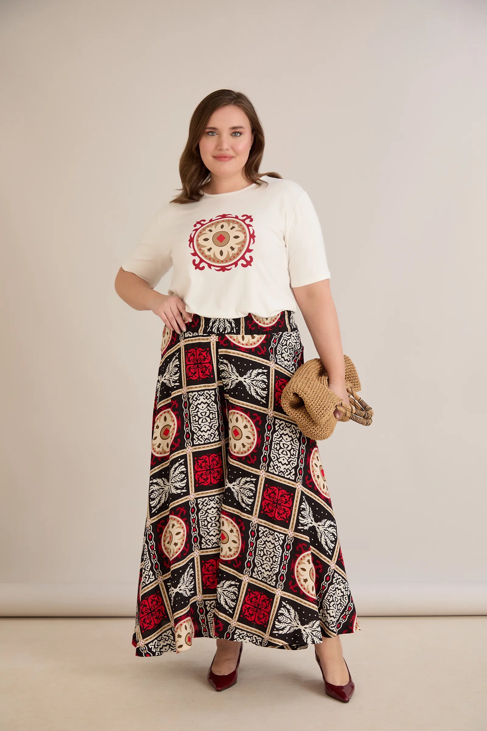 Σετ από βισκόζη με έθνικ μοτίβα σε μεγάλα μεγέθη