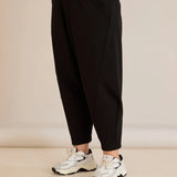 Baggy παντελόνι με μοντέρνο κόψιμο