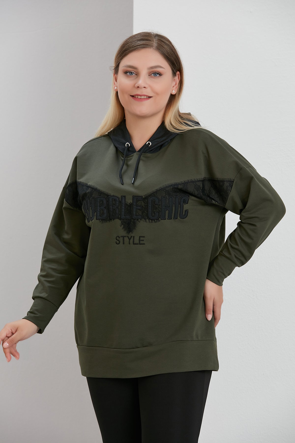 Μπλούζα με δαντέλα Bubble Chic σε μεγάλα μεγέθη  - Πράσινο