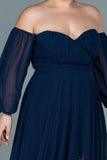 Επίσημο μακρύ φόρεμα με εντυπωσιακή λαιμόκοψη σε μεγάλα μεγέθη- Σκούρο μπλε N2597