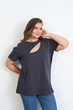 Γυναικείο βαμβακερό μπλουζάκι σε μεγάλα μεγέθη  - Μαύρο