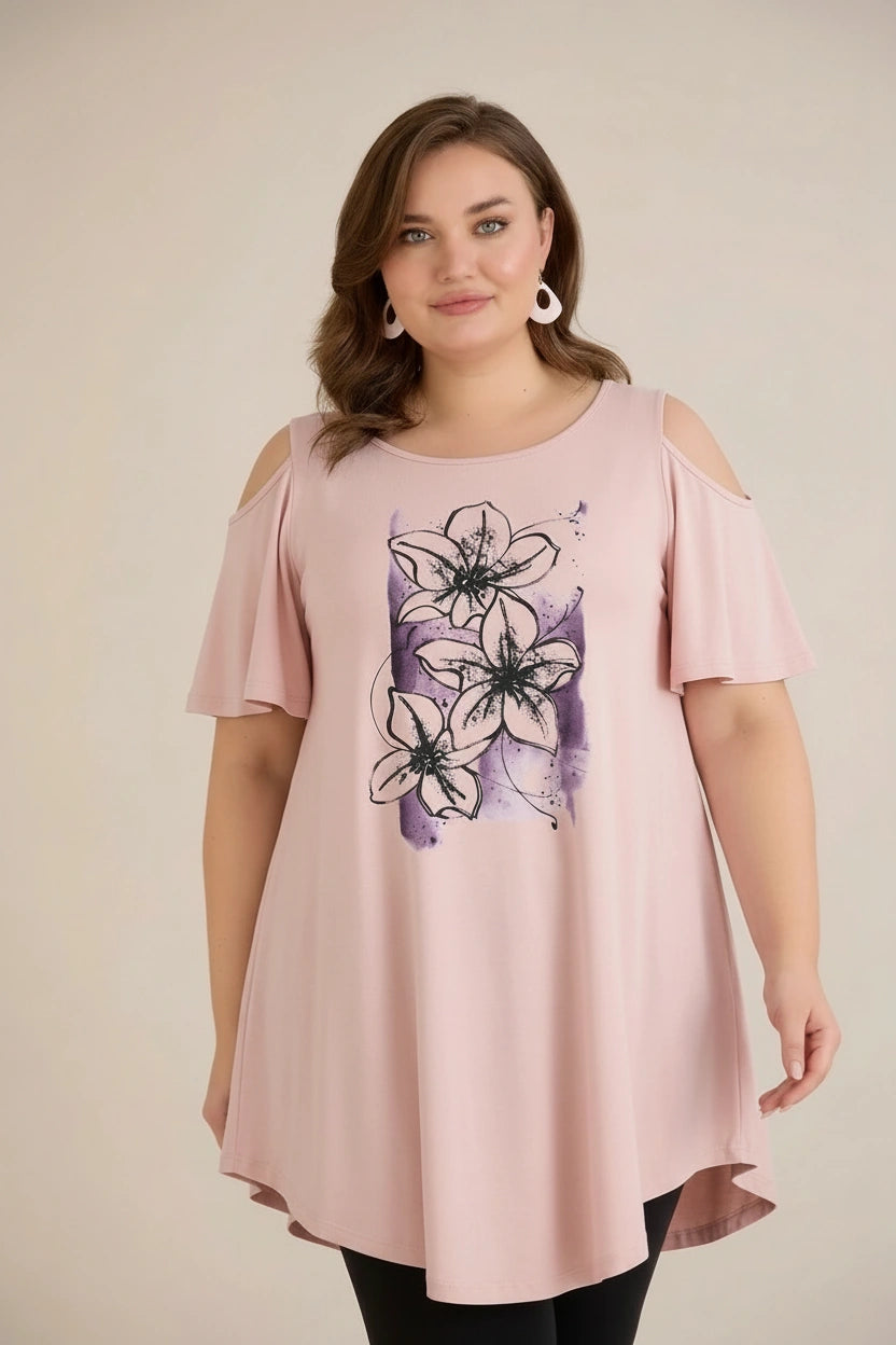 Καλοκαιρινή βαμβακερή τουνίκ με στάμπα Κρίνο σε μαύρο χρώμα σε μεγάλα μεγέθη 