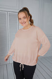 Πλεκτή γυναικεία μπλούζα με  κορδόνια σε μεγάλα μεγέθη - Πούδρα