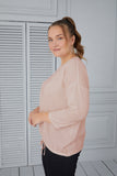 Πλεκτή γυναικεία μπλούζα με  κορδόνια σε μεγάλα μεγέθη - Πούδρα