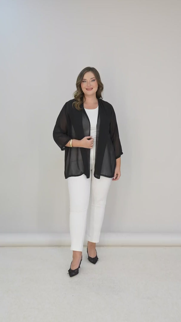 Γιορτινή κάπα από μουσελίνα σε Μαύρο χρώμα σε μεγάλα μεγέθη