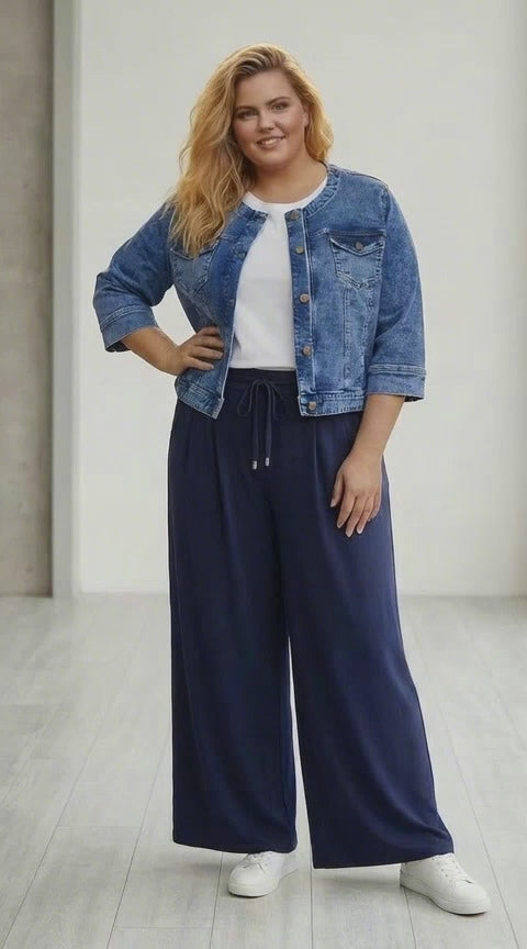 Καθημερινό παντελόνι τύπου παντελονόφουστα σε Σκούρο μπλε χρώμα σε μεγάλα μεγέθη