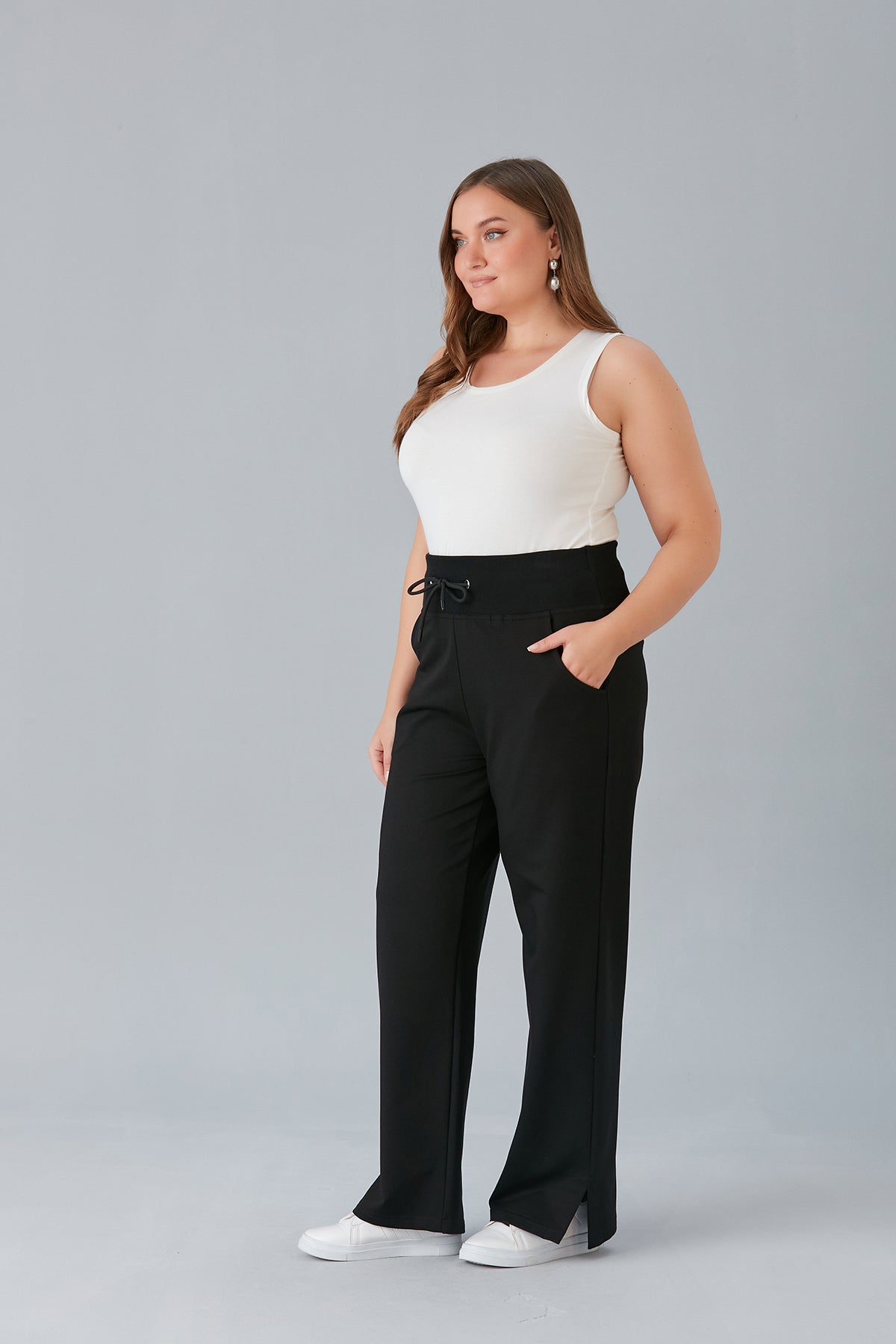 Maxi γυναικείο φαρδύ παντελόνι με σκισίματα σε μεγάλα μεγέθη-Μαύρο