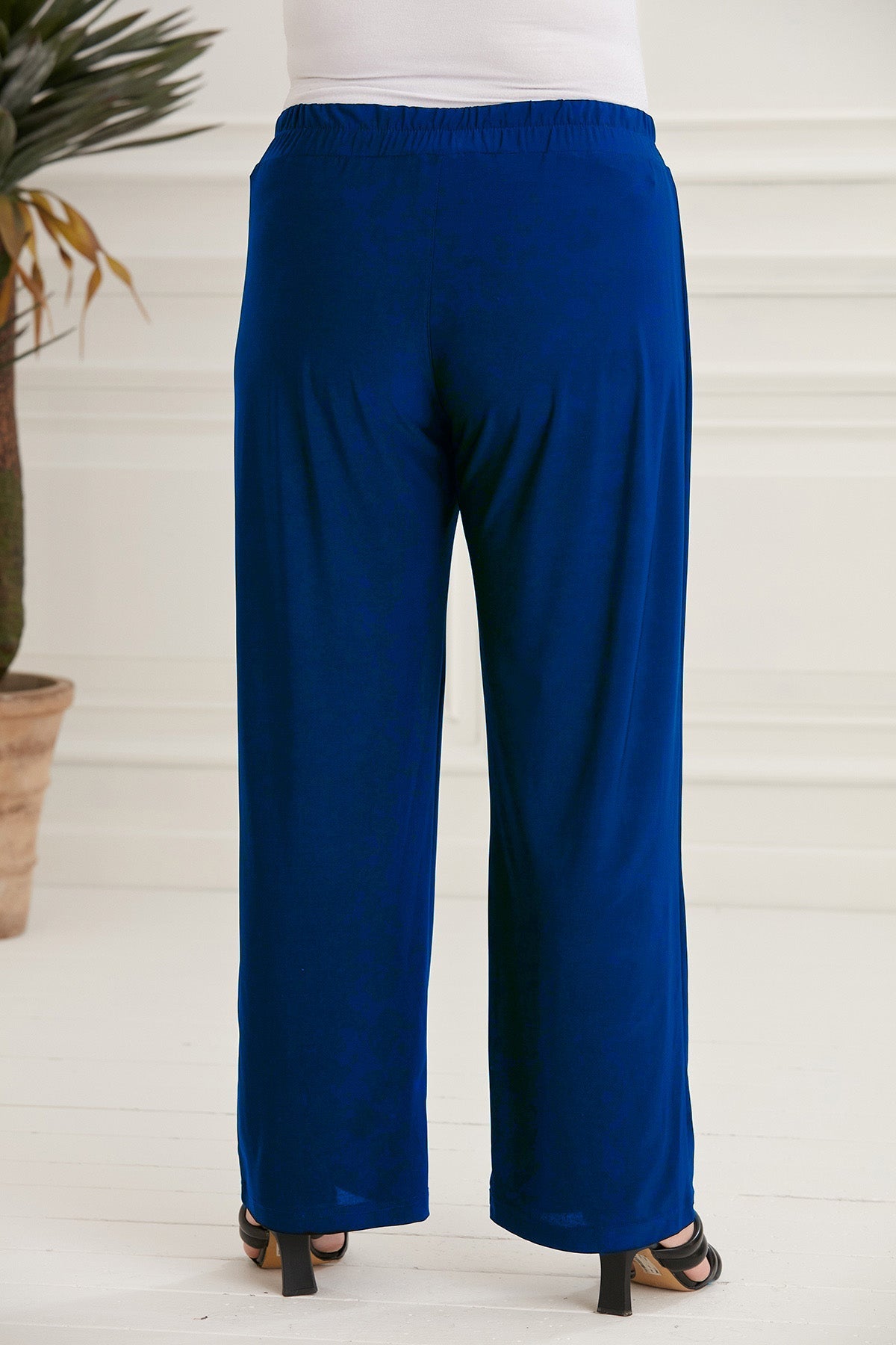 Γναικείο φαρδύ παντελόνι Shelly με τσέπες σε μεγάλα μεγέθη- Μπλε Ρουά