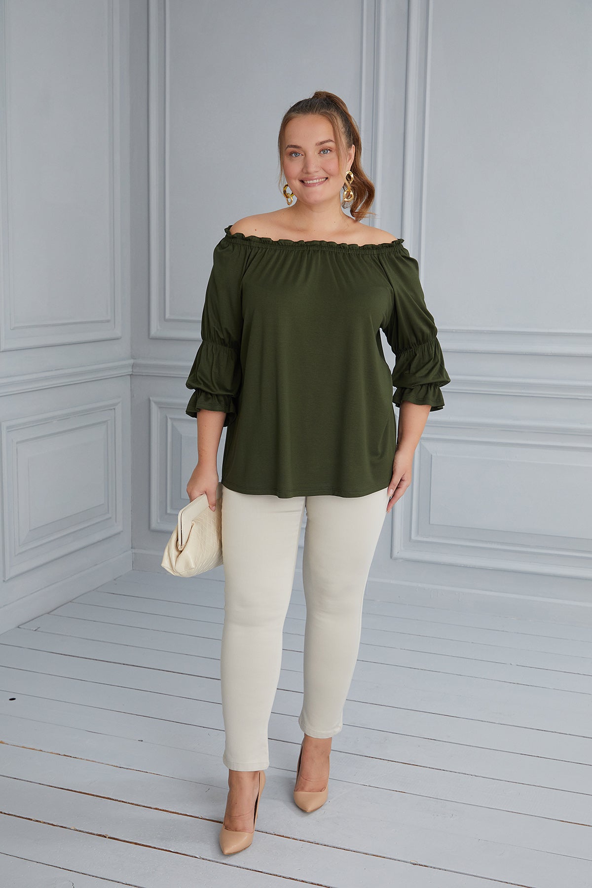 Γυναικεία μπλούζα "Κάρμεν" σε μεγάλα μεγέθη - Πράσινο