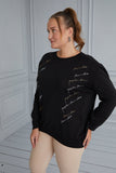 Πλεκτή μπλούζα με απαλή διακόσμηση σε μεγάλα μεγέθη - Μαύρο