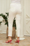 Κομψό παντελόνι με νερβίρ και λάστιχο στη μέση σε μεγάλα μεγέθη - Άσπρο